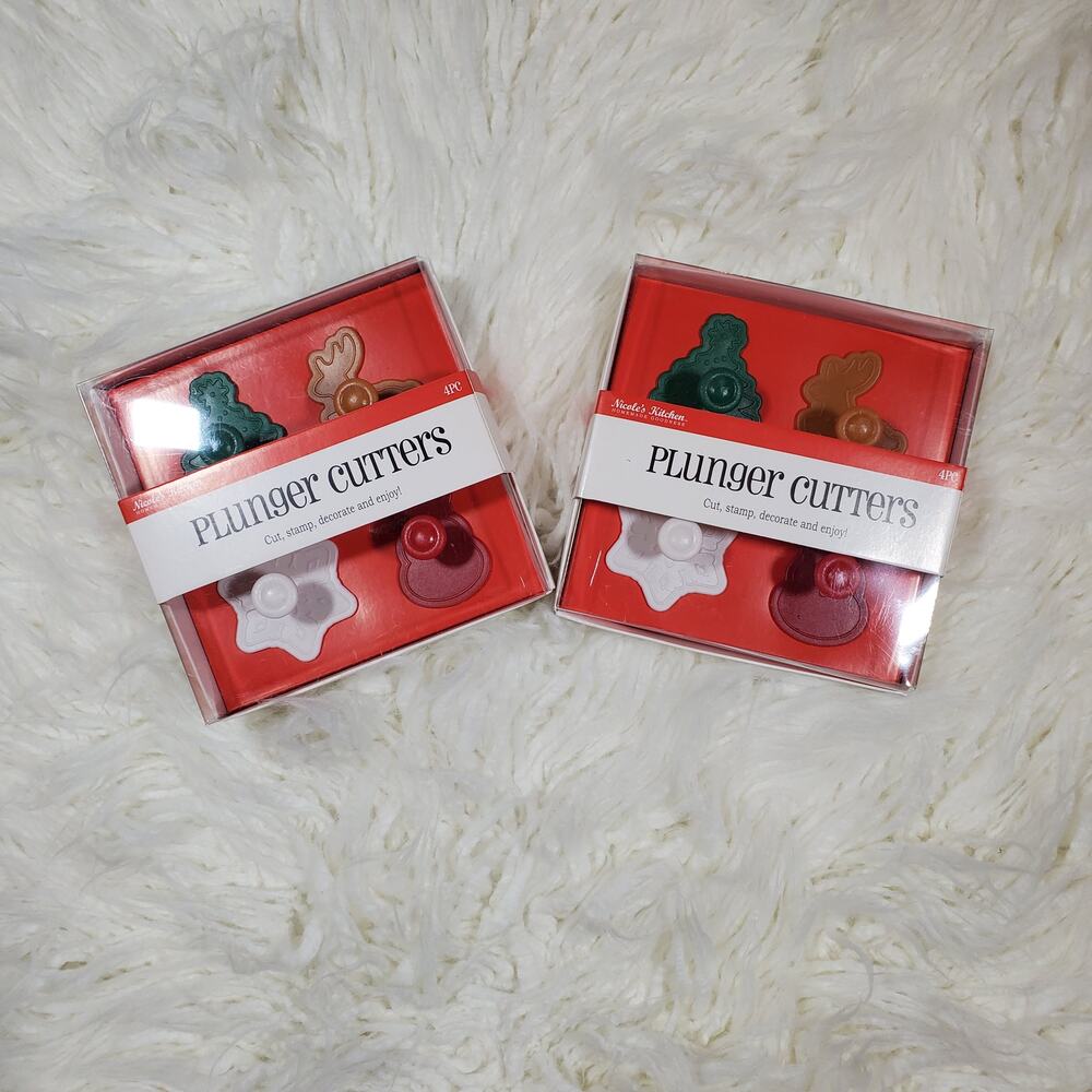 Nicole's Kitchen Christmas Holiday Winter Plunger Cutter Set
